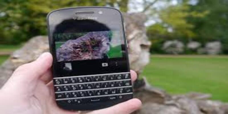 Màn hình AMOLED sắc nét